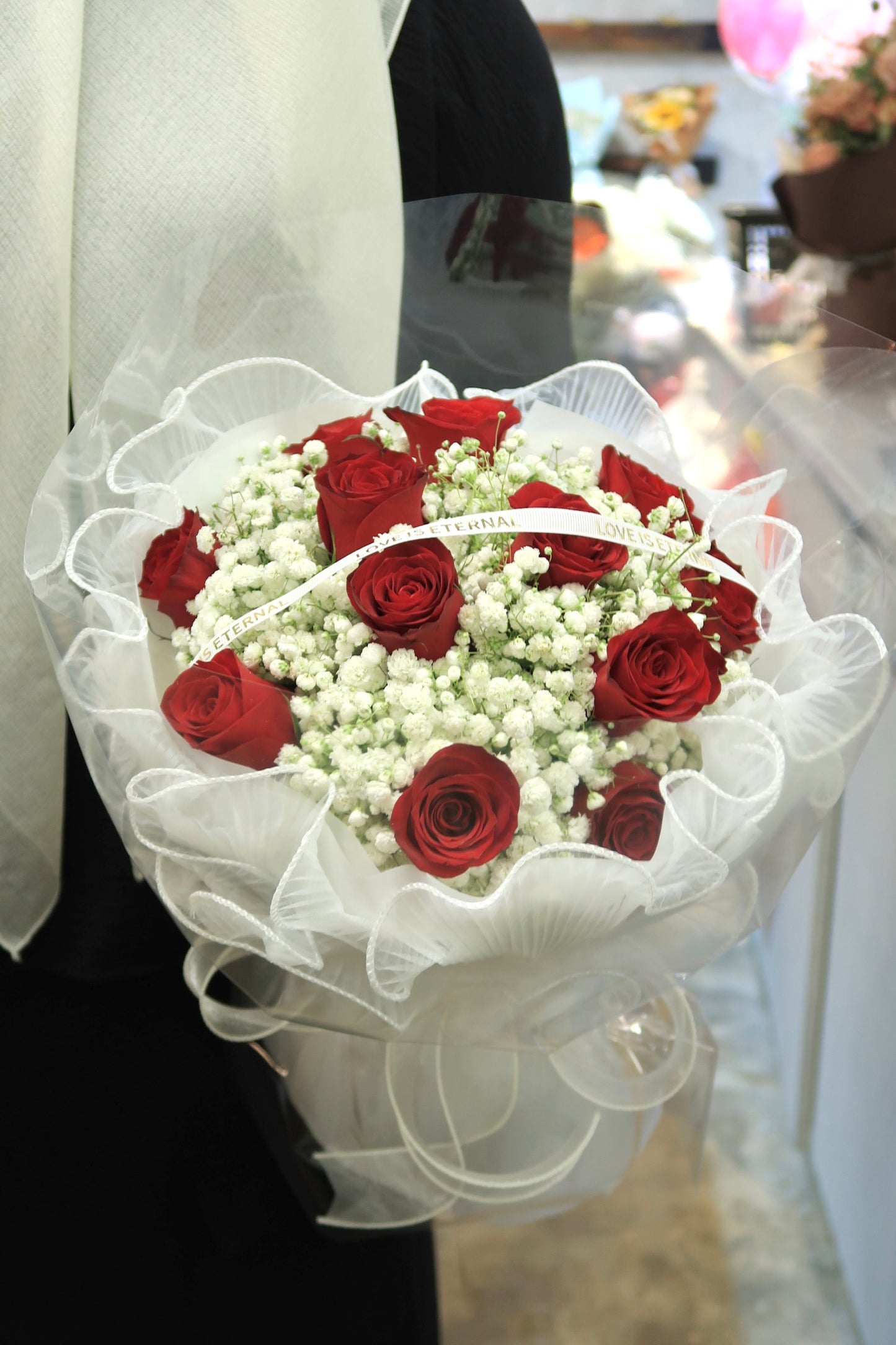 V19 Red in White